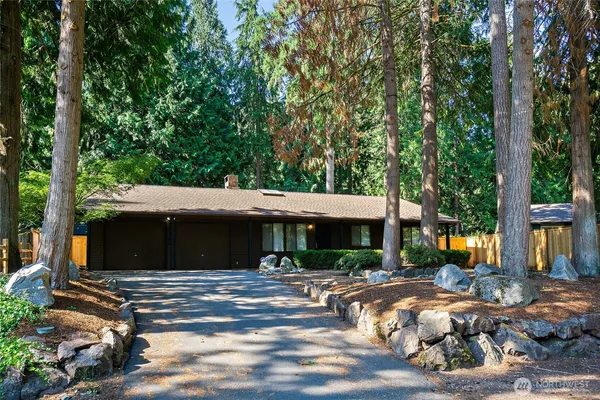 $3,450 | 22201 Northeast 2nd Street, Sammamish, WA 98074