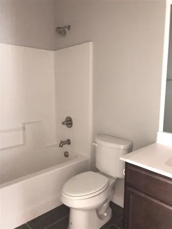 $1,925 | 1048 Sierra Vista Court, Midlothian, TX 76065