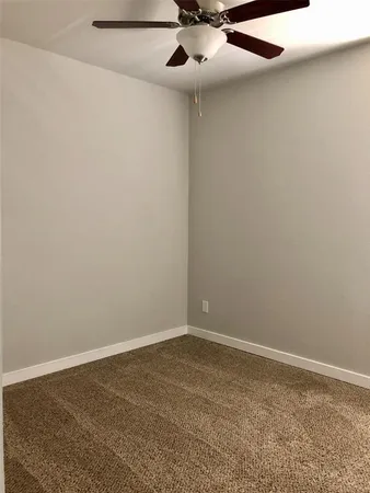 $1,925 | 1048 Sierra Vista Court, Midlothian, TX 76065