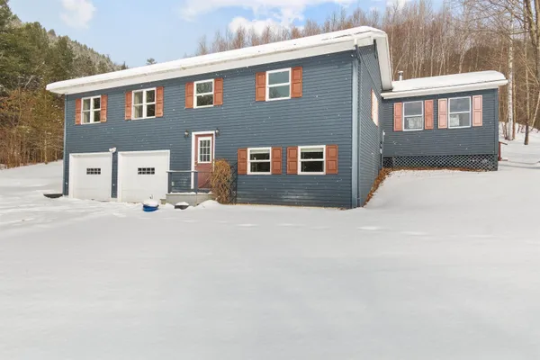 $380,000 | 100 Deer Lane, Johnson, VT 05656