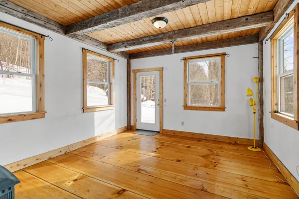 $380,000 | 100 Deer Lane, Johnson, VT 05656