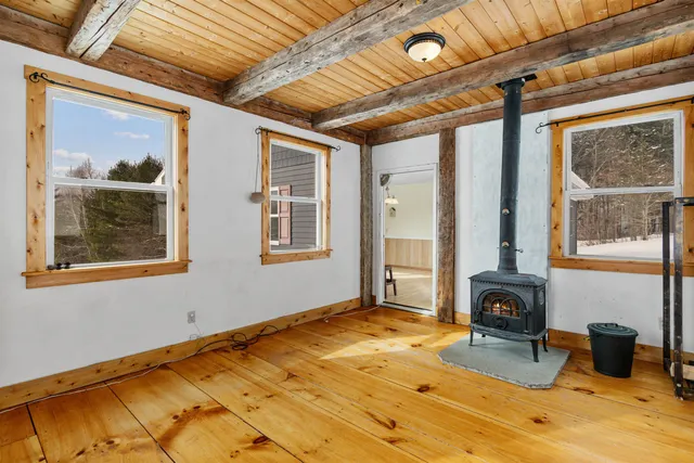 $375,000 | 100 Deer Lane, Johnson, VT 05656