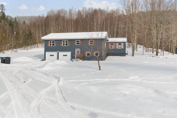 $380,000 | 100 Deer Lane, Johnson, VT 05656