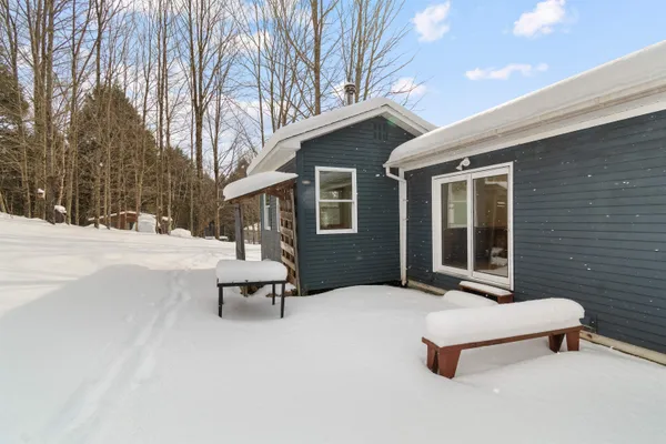 $380,000 | 100 Deer Lane, Johnson, VT 05656