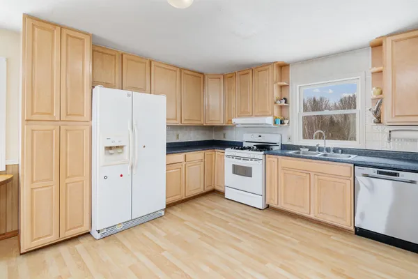 $380,000 | 100 Deer Lane, Johnson, VT 05656