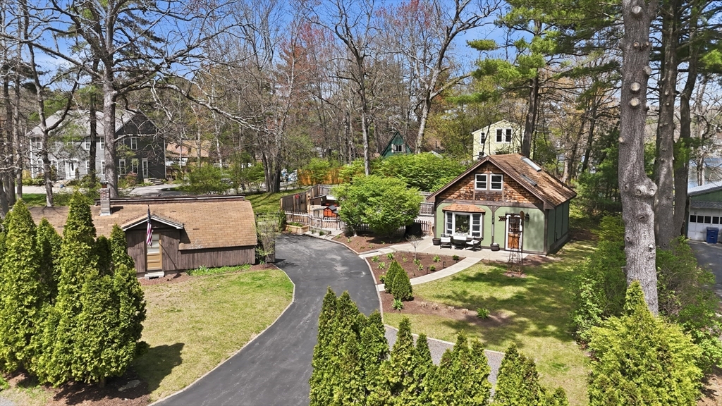 136 Flynt Street Palmer, MA 01069 - Photo 3 of 28 front view of a house with a yard
