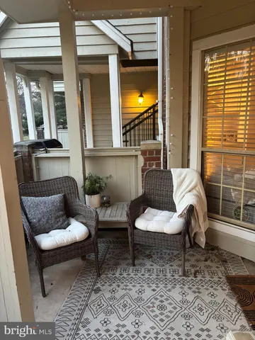 $295,000 | 3904 Penderview Drive, Unit 706, Fairfax, VA 22033