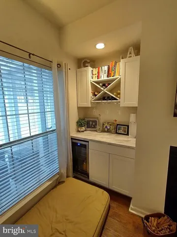 $295,000 | 3904 Penderview Drive, Unit 706, Fairfax, VA 22033