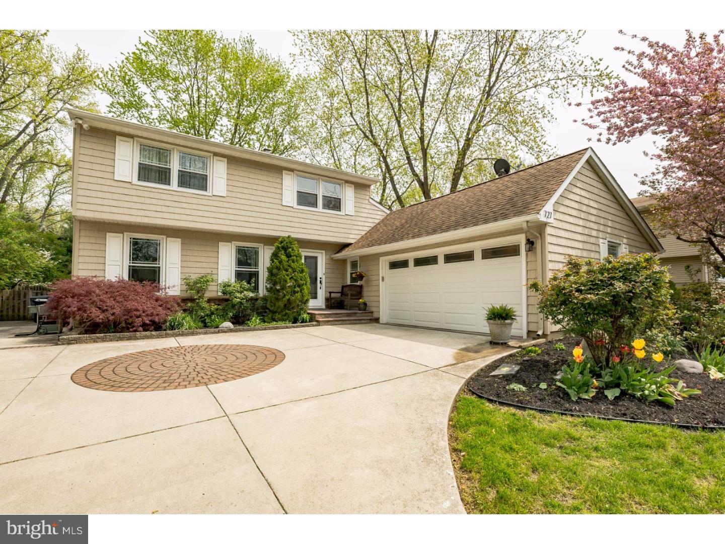 727 Liberty Road Mount Laurel, NJ 08054 - Photo 1 of 20 Exterior Front