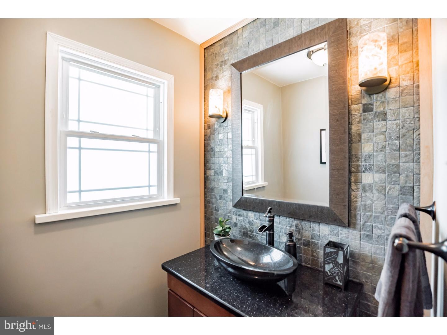 727 Liberty Road Mount Laurel, NJ 08054 - Photo 13 of 20 Half Bath