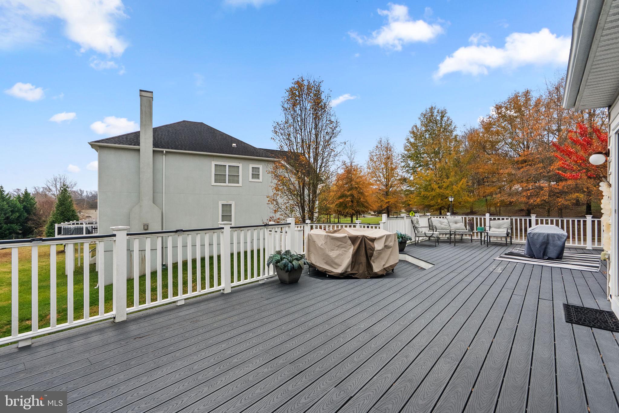 11201 Marlboro Ridge Road Upper Marlboro, MD 20772 - Photo 52 of 62 Maintenance Free Deck