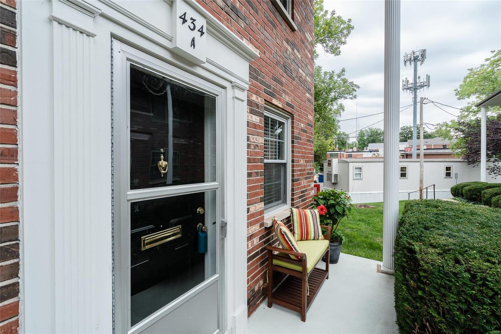 434 North Sappington Road, Unit A St. Louis, MO 63122 - Photo 2 of 31 Gallery Image 2