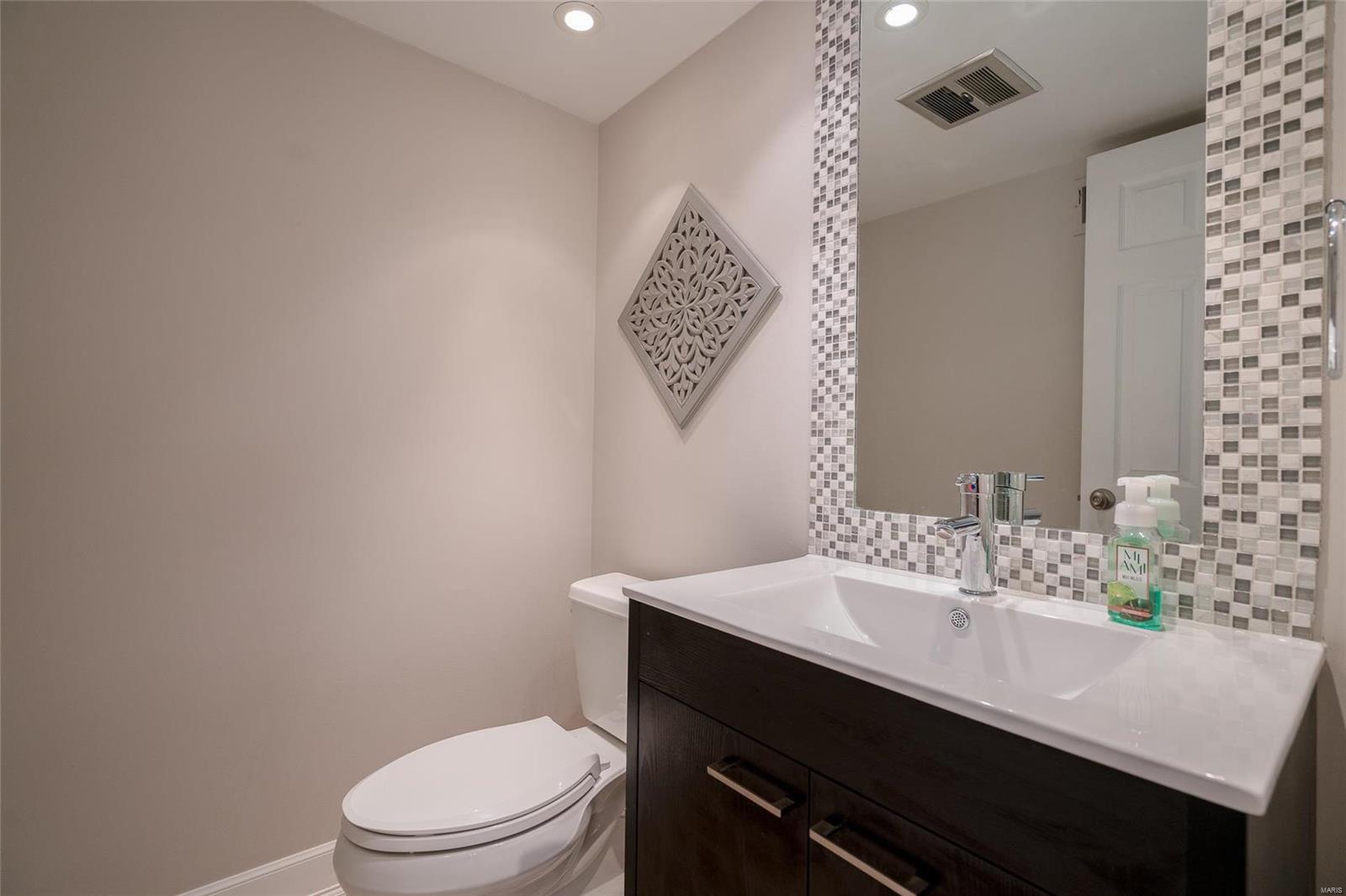 434 North Sappington Road, Unit A St. Louis, MO 63122 - Photo 13 of 31 Gallery Image 13