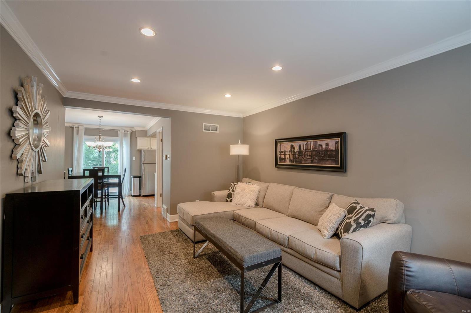 434 North Sappington Road, Unit A St. Louis, MO 63122 - Photo 3 of 31 Gallery Image 3