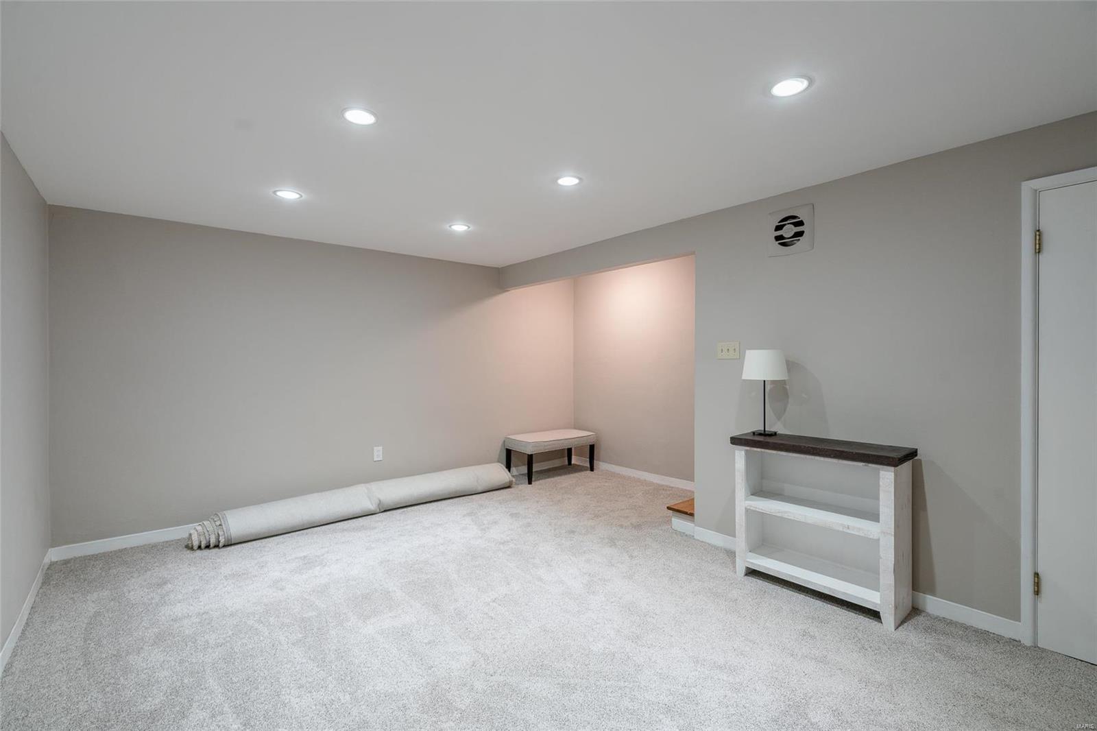 434 North Sappington Road, Unit A St. Louis, MO 63122 - Photo 24 of 31 Gallery Image 24