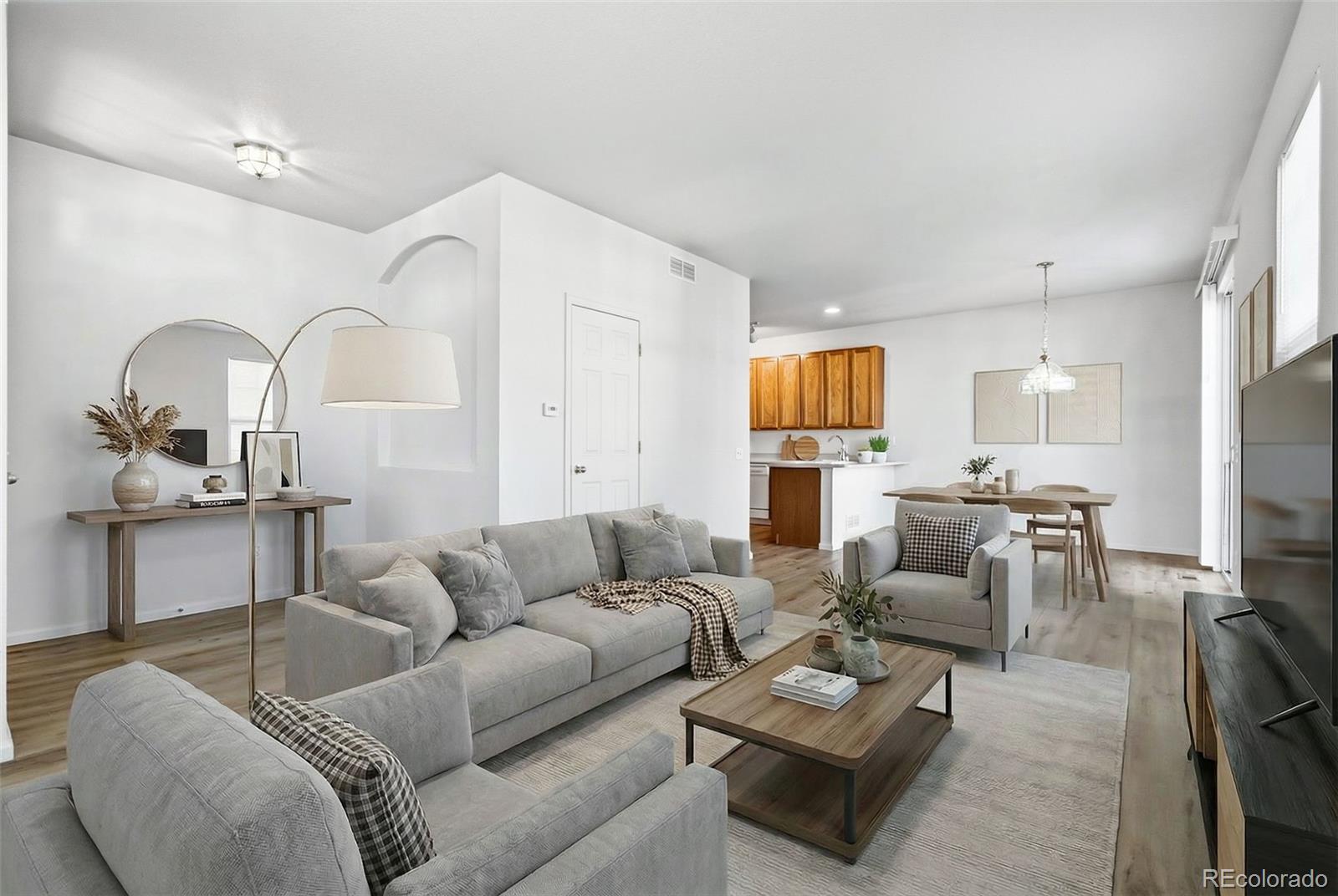 4709 Flower Street Wheat Ridge, CO 80033 - Photo 4 of 39