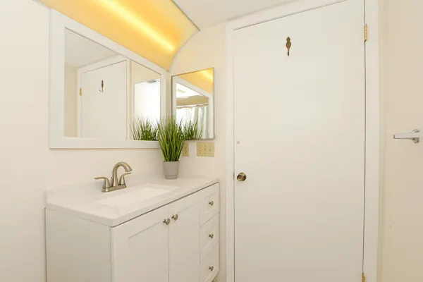 $2,000 | 1950 Southwest Palm City Road, Unit 12103, Stuart, FL 34994