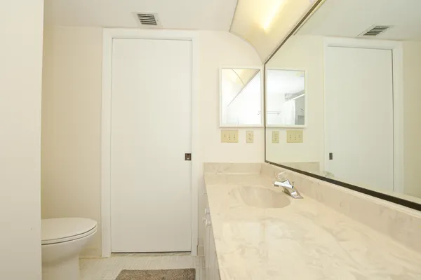 $2,000 | 1950 Southwest Palm City Road, Unit 12103, Stuart, FL 34994