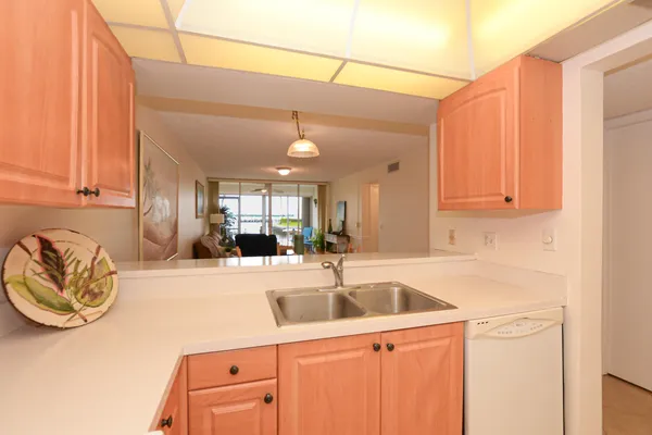 $2,000 | 1950 Southwest Palm City Road, Unit 12103, Stuart, FL 34994