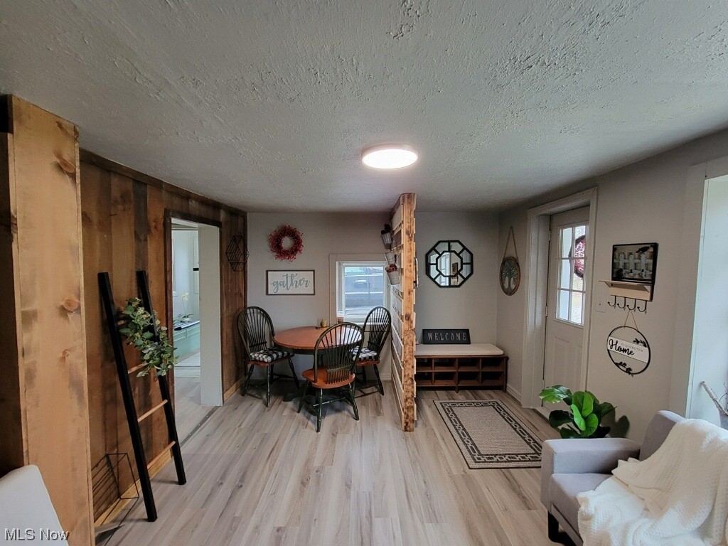 7364 Peck Road Ravenna, OH 44266 - Photo 12 of 35 Gallery Image 12