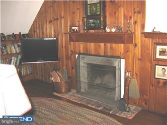 406 Riverview Road Swarthmore, PA 19081 - Photo 10 of 12 Bedroom 4