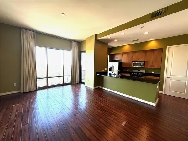 $399,900 | 565 Peachtree Street Northeast, Unit 1811, Atlanta, GA 30308