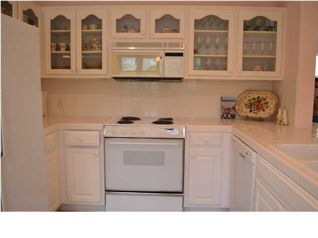 203 Rue Caribe Destin, FL 32550 - Photo 9 of 25 Gallery Image 9