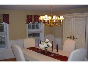 44 Greenhaven Road Salem, NH 03079 - Photo 3 of 9