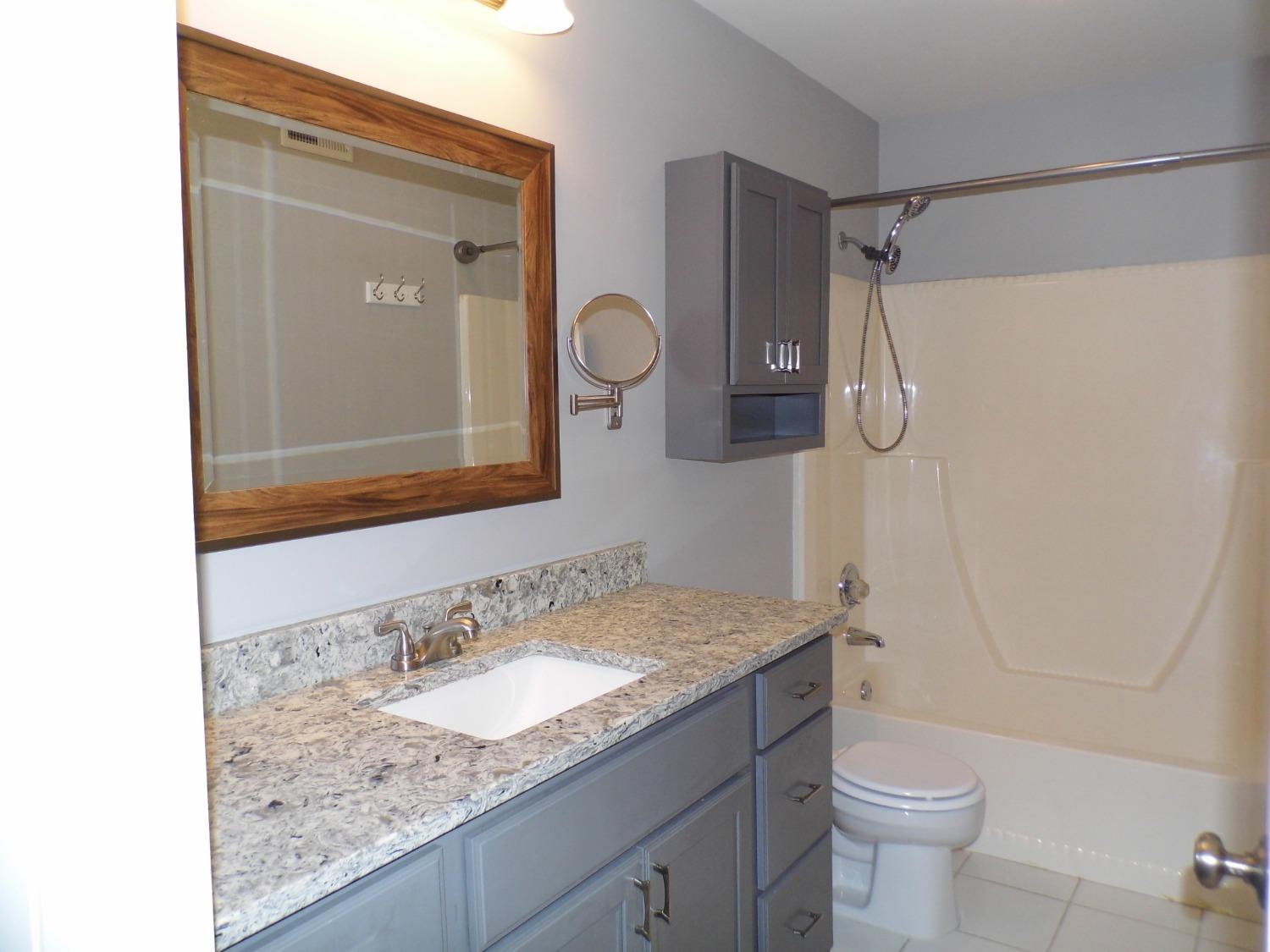 445 Old Stone Road, Unit A4 Munster, IN 46321 - Photo 9 of 14 1500x1125