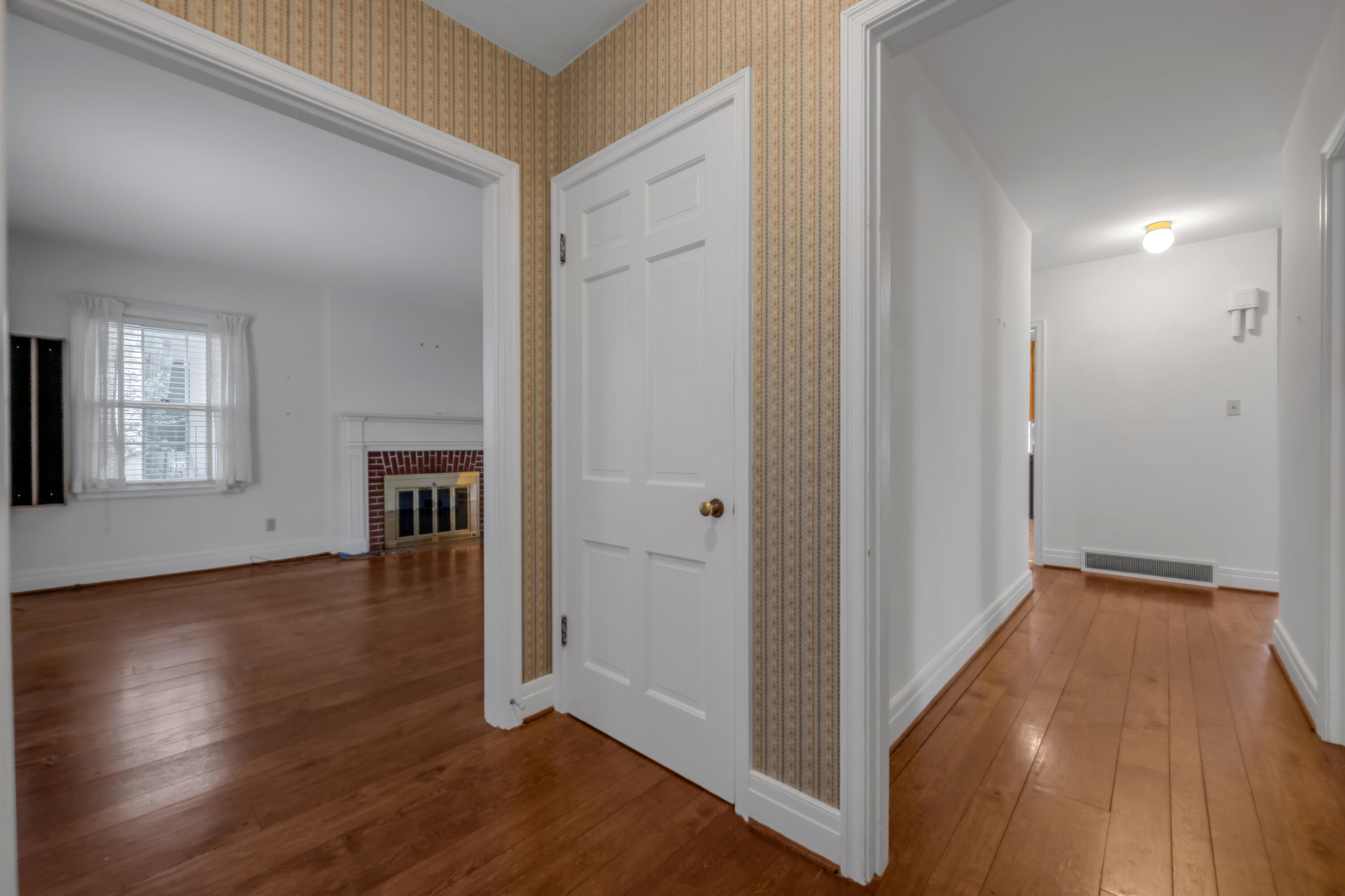 108 Romany Road Lexington, KY 40502 - Photo 8 of 54 TDB_3587