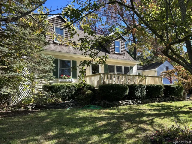 $544,999 | 21 Lakeview Drive, Middle Island, NY 11953