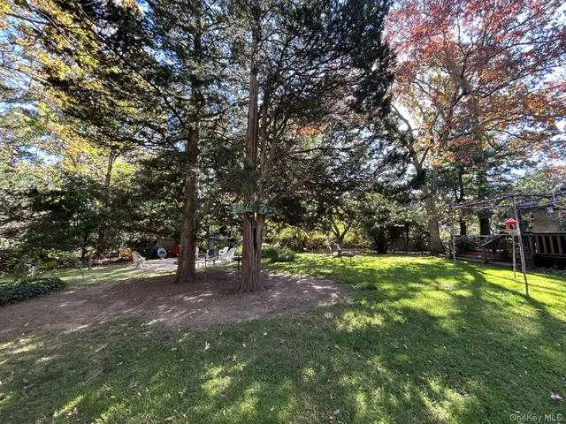 $544,999 | 21 Lakeview Drive, Middle Island, NY 11953