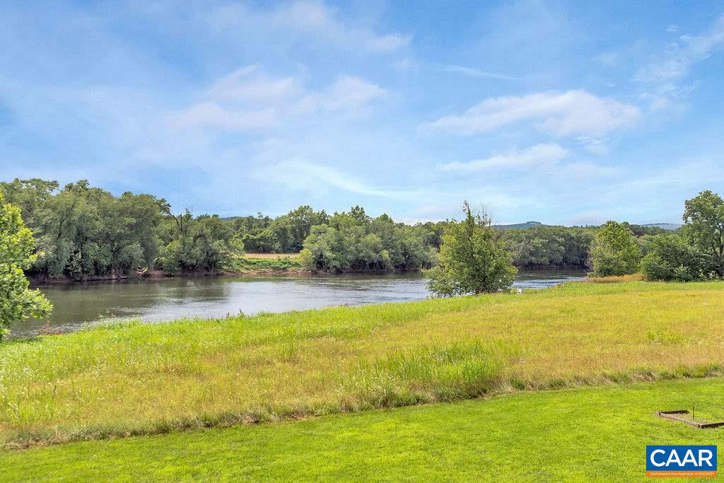 343 Wyland Road Buckingham, VA 23921 - Photo 2 of 46 a view of an ocean and beach