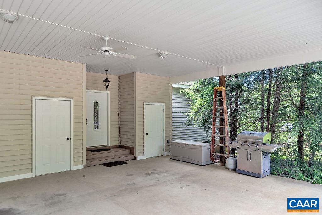 343 Wyland Road Buckingham, VA 23921 - Photo 7 of 46 a view of a room with a large window