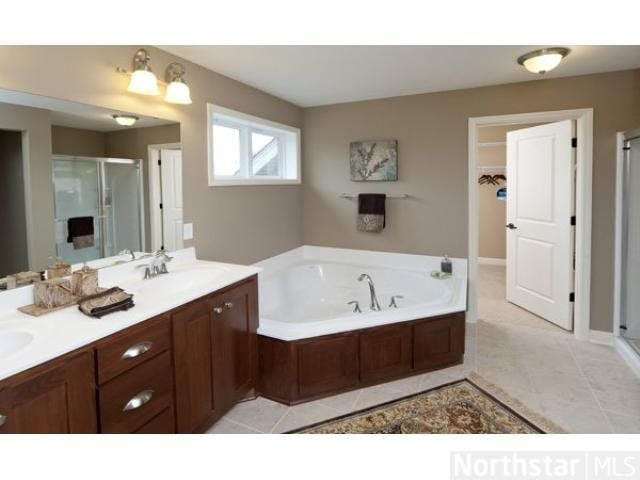 3372 Ridgestone Way Woodbury, MN 55129 - Photo 10 of 12