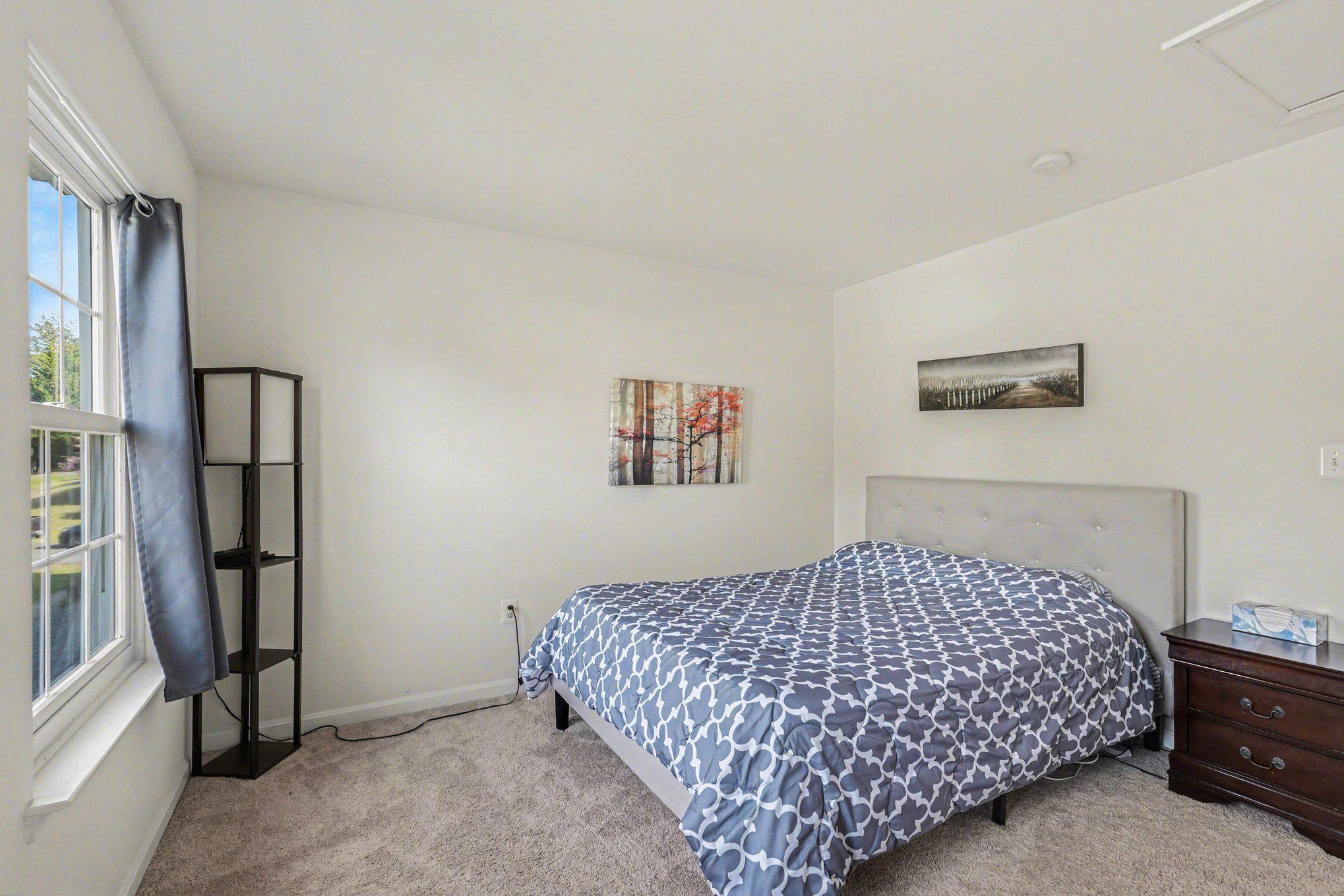 11111 Park Ridge Road Fredericksburg, VA 22408 - Photo 21 of 40 Upper level third bedroom