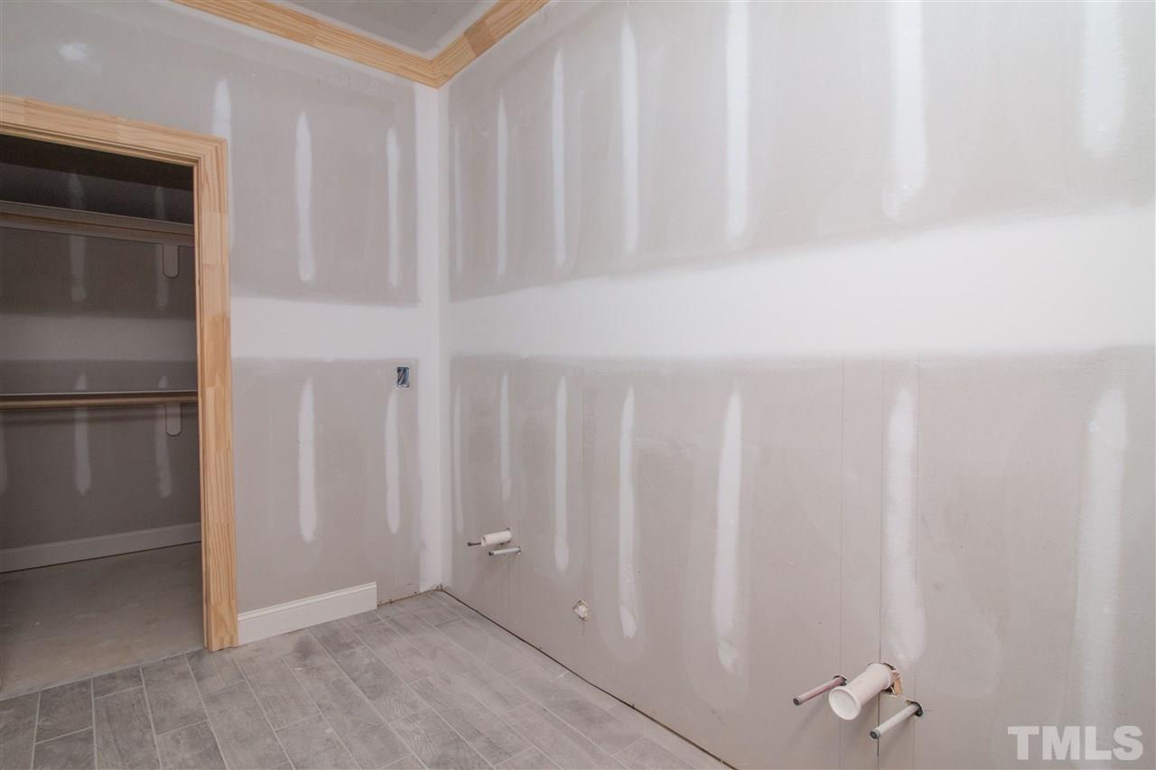 2319 Hinton Street Raleigh, NC 27612 - Photo 10 of 22