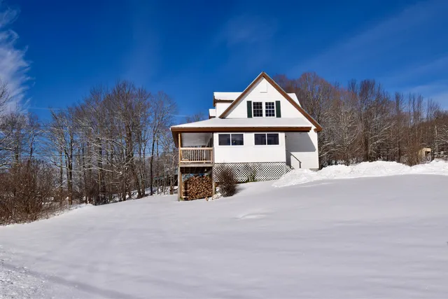 $445,000 | 3 Brocklebank Road, Tunbridge, VT 05077