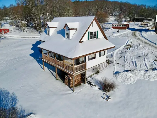 $445,000 | 3 Brocklebank Road, Tunbridge, VT 05077