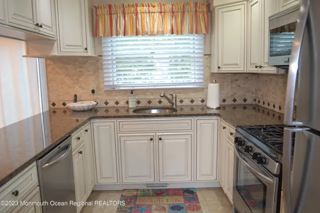 $5,500 | 11 3rd Avenue, Seaside Park, NJ 08752