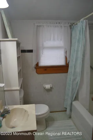 $5,500 | 11 3rd Avenue, Seaside Park, NJ 08752