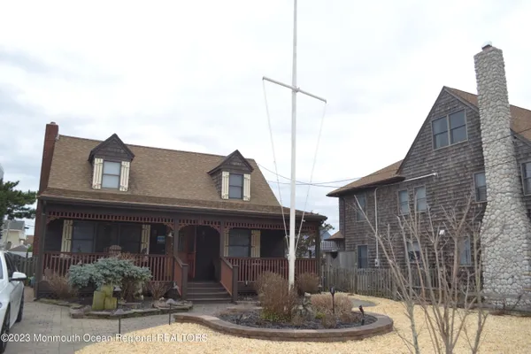 $5,500 | 11 3rd Avenue, Seaside Park, NJ 08752