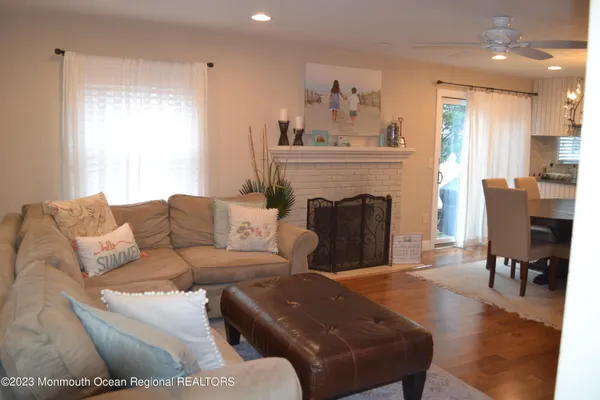 $5,500 | 11 3rd Avenue, Seaside Park, NJ 08752