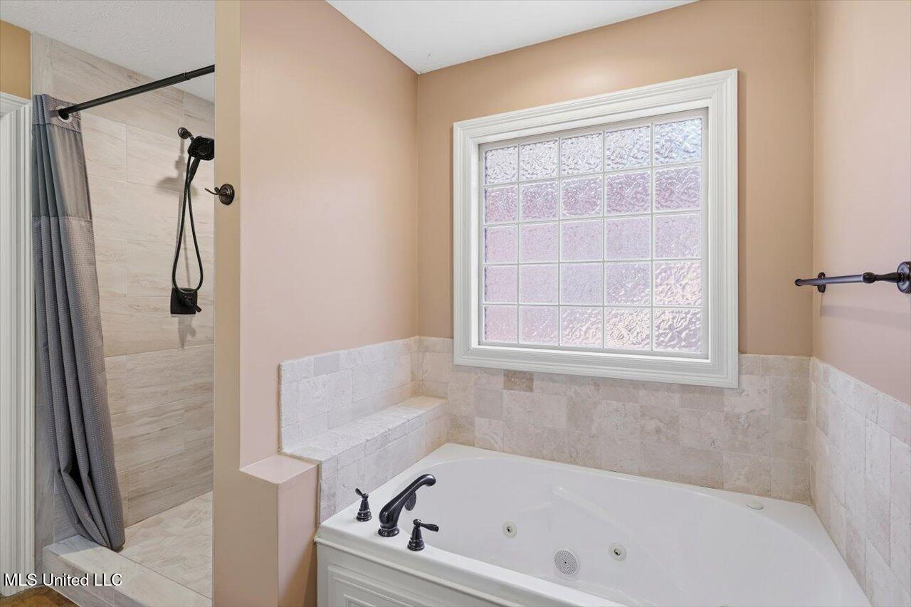 110 Greenfield Ridge Drive Brandon, MS 39042 - Photo 17 of 27 19-110 Greenfield Ridge Dr _ Home Tours