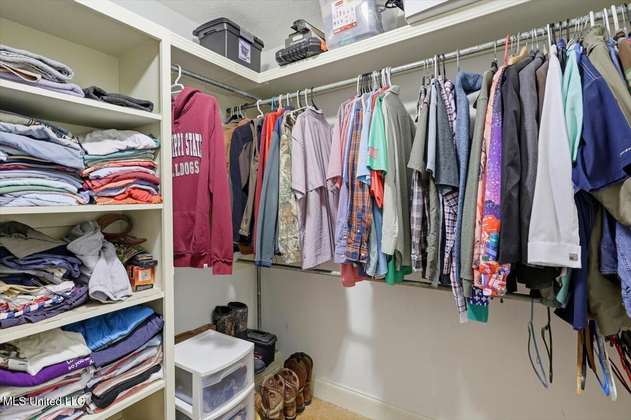 110 Greenfield Ridge Drive Brandon, MS 39042 - Photo 18 of 27 20-110 Greenfield Ridge Dr _ Home Tours