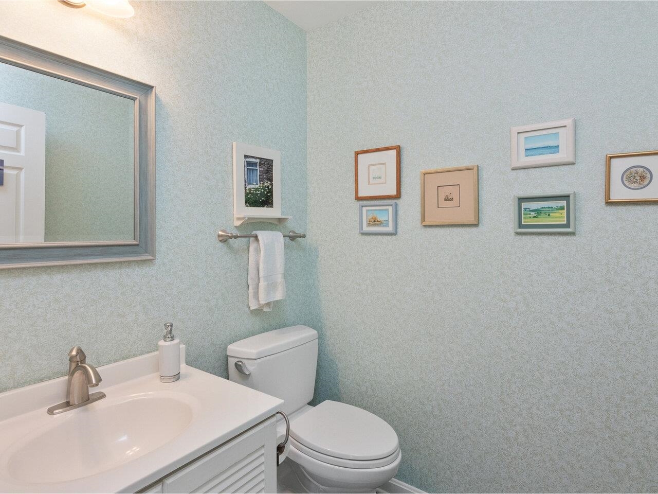 133 Covington Lane Shelburne, VT 05482 - Photo 22 of 40