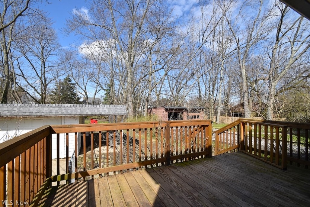 2472 Queenston Road Cleveland, OH 44118 - Photo 25 of 34 Gallery Image 25