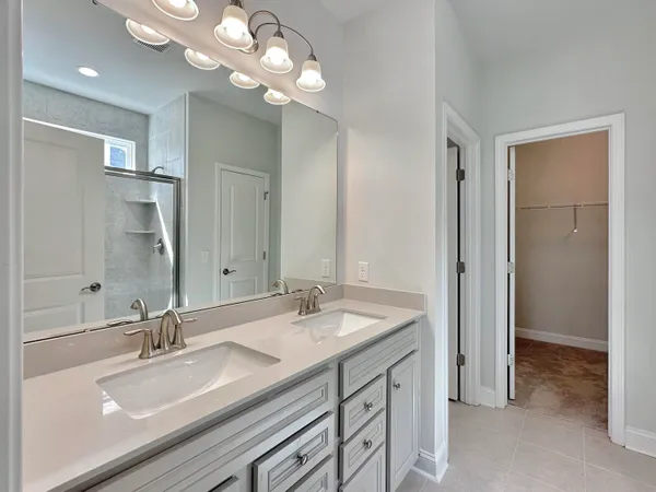 $2,700 | 229 Shadybrook Drive, Summerville, SC 29486