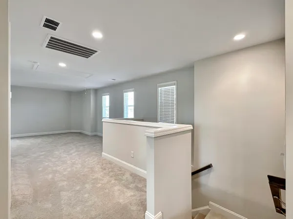 $2,700 | 229 Shadybrook Drive, Summerville, SC 29486