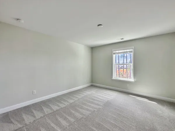 $2,700 | 229 Shadybrook Drive, Summerville, SC 29486